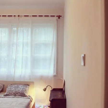 Shihsman Apartment